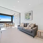Brand New Luxurious 1 Bedroom Perth Cbd