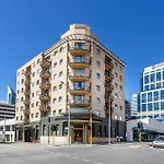 Spacious 1Bdr Fast Wi-Fi Near Rac Arena