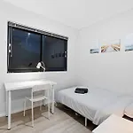 Premium Modern Homestay-Walk To Curtin University