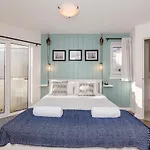 Cottesloe Blue Apartment - Executive Escapes