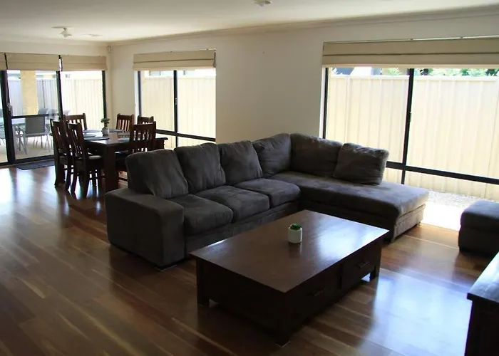 Southern River Family Accommodation. Free Wifi