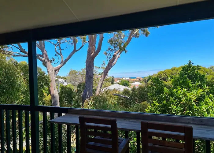 Summer Breeze - Holiday Or Business Apartment