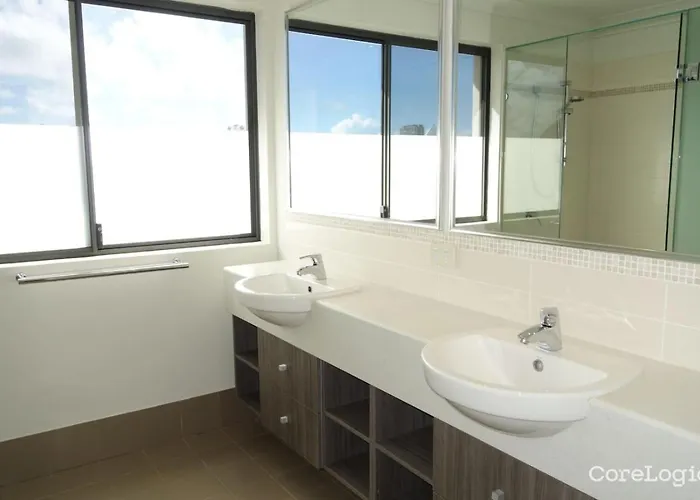Central Perth City Penthouse Apt In Northbridge
