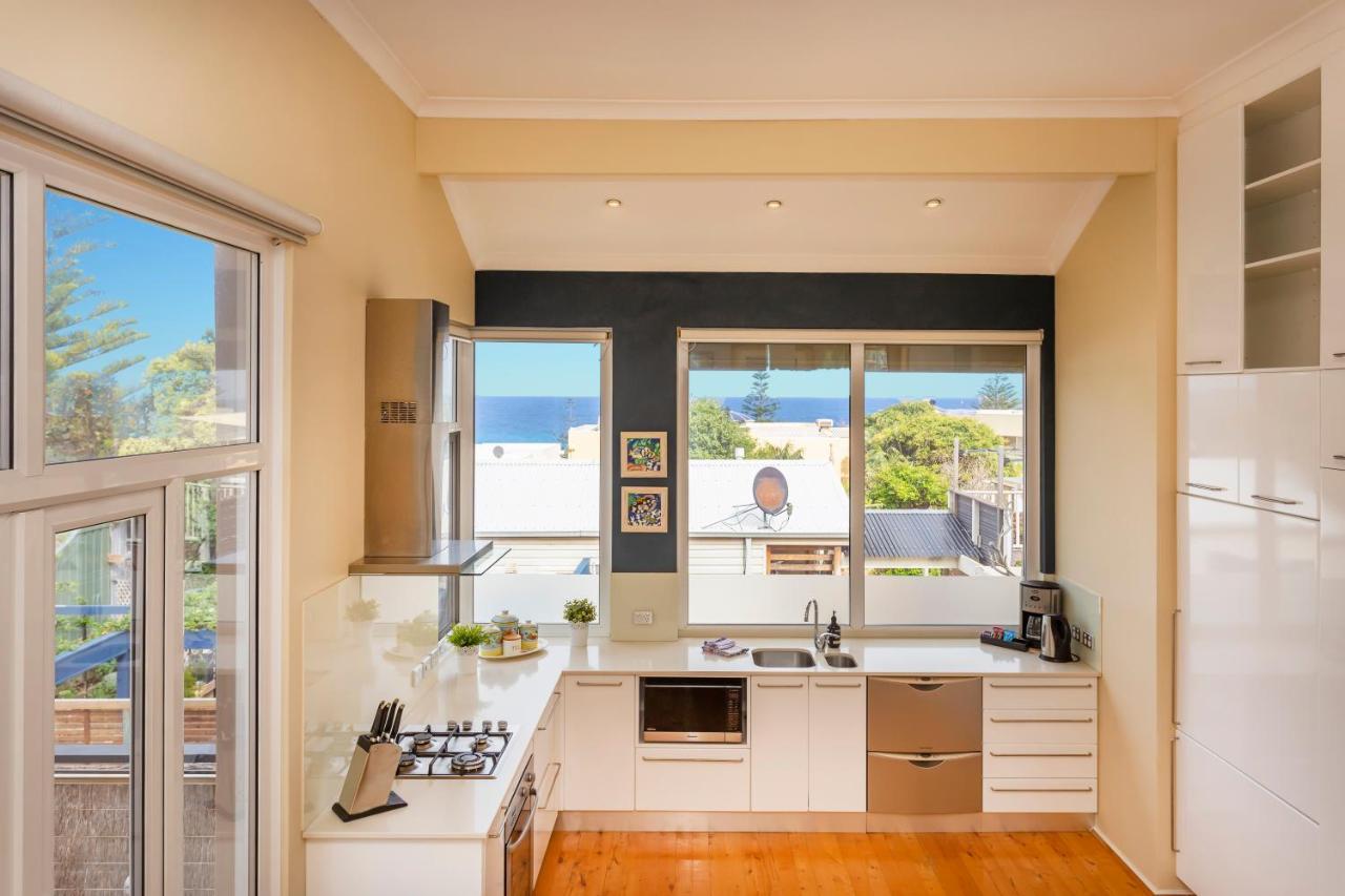 Scarborough Seaview Loft - Executive Escapes Holiday home Perth