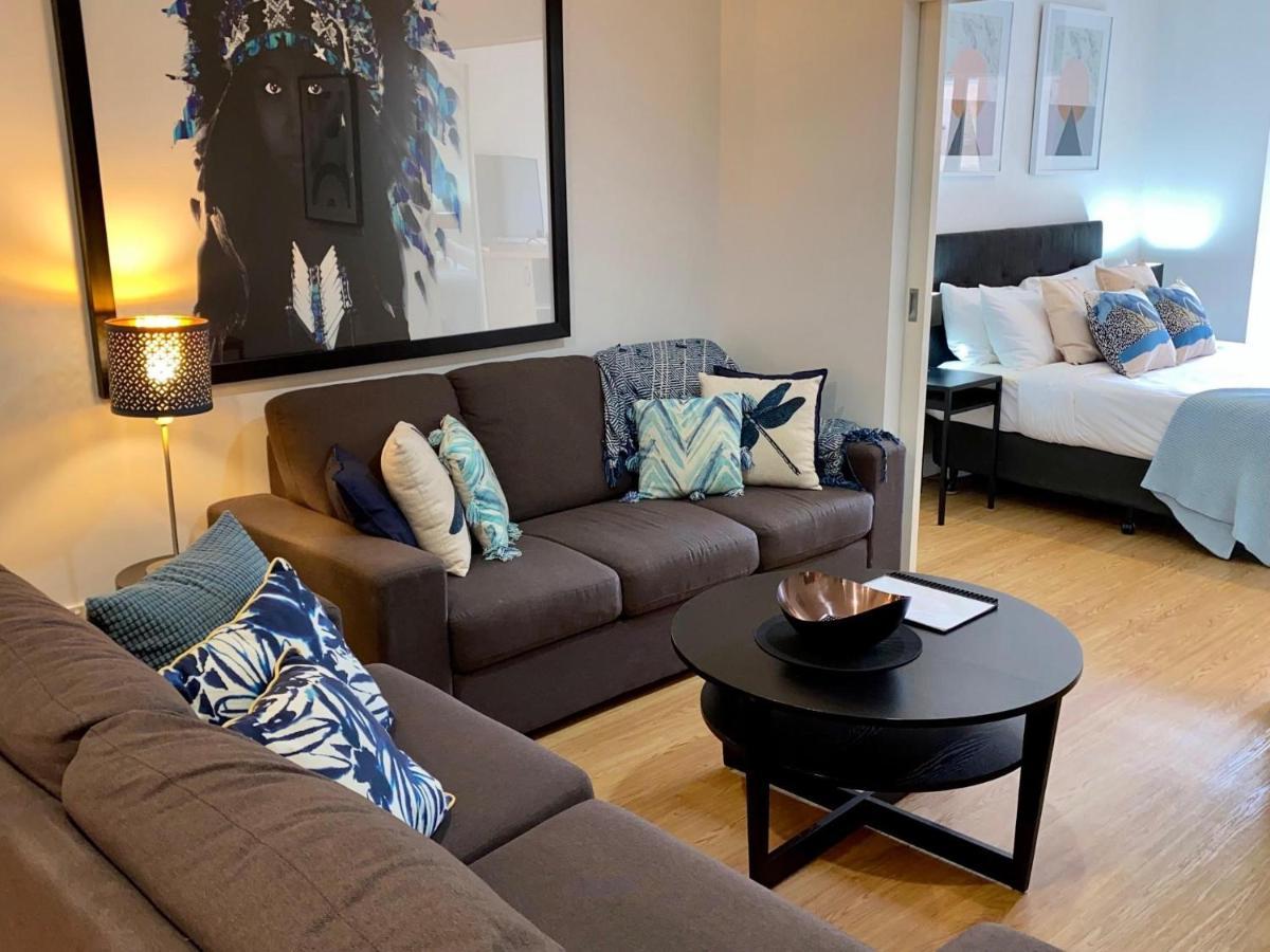Apartment 504 - Cbd Huge 1br 1ba Beauty *