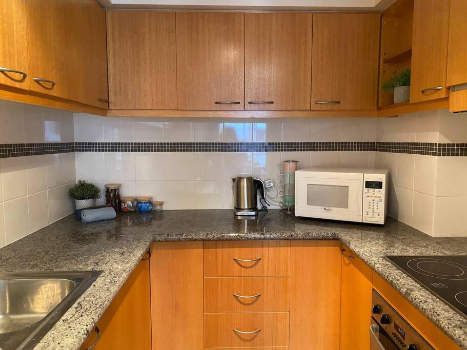 Riverside View Parking Netflix Wifi Wine Free