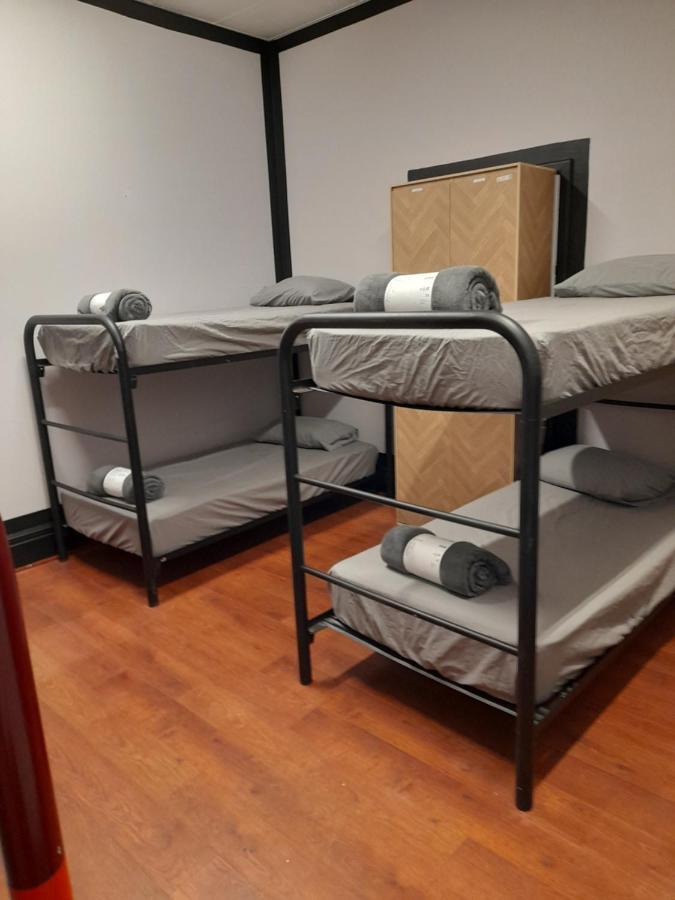 Ozi Backpackers - - Hostel Perth