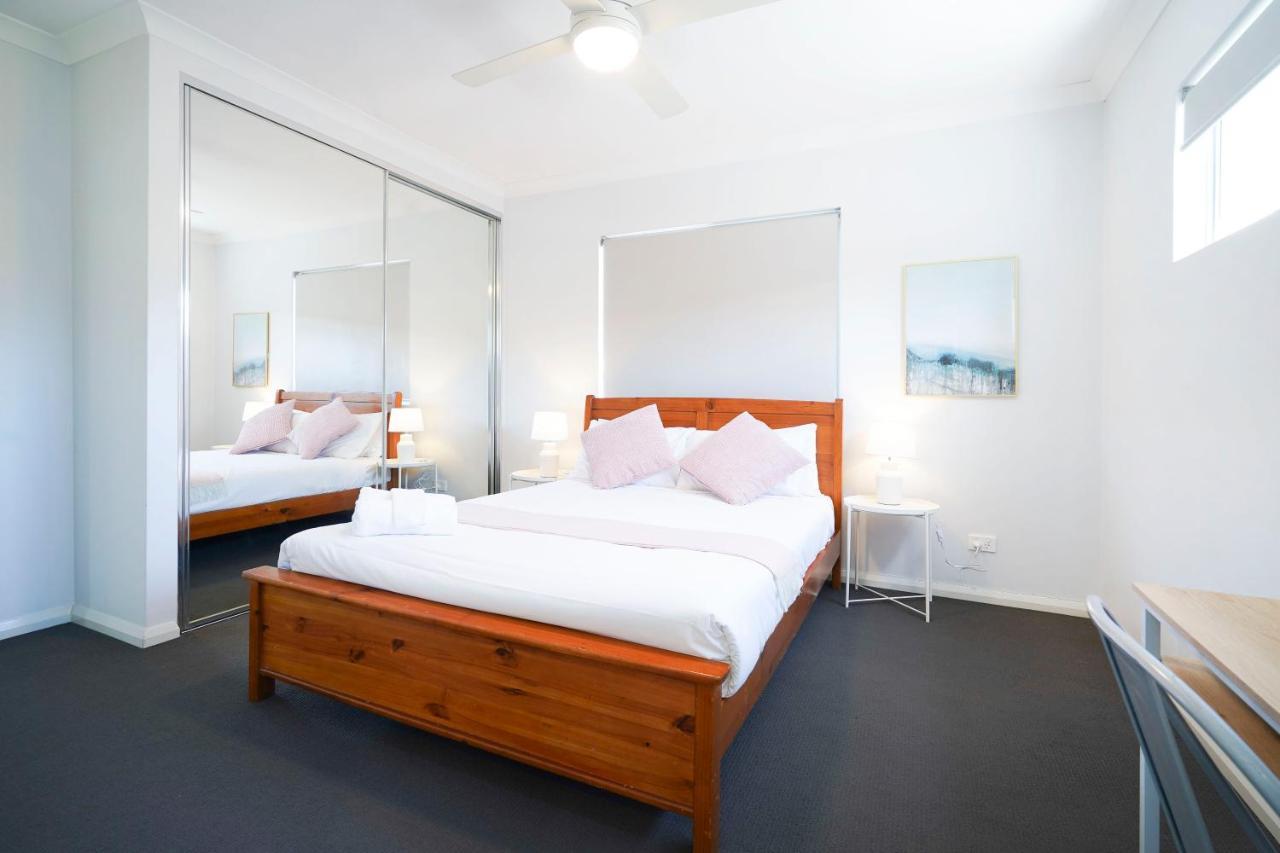 Apartment 1 Fabulous Fisher 2br 2ba Cloverdale Perth