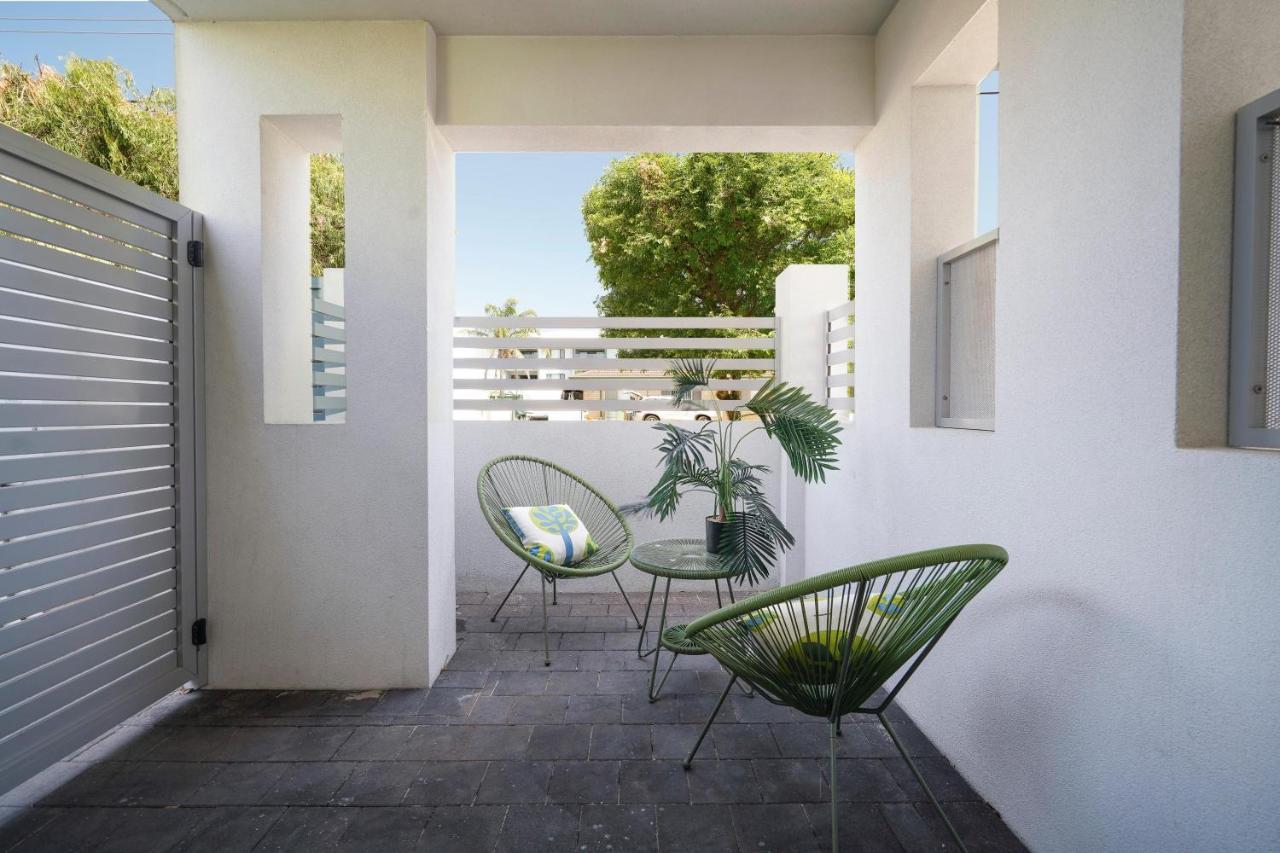 1 Fabulous Fisher 2br 2ba Cloverdale Apartment Perth