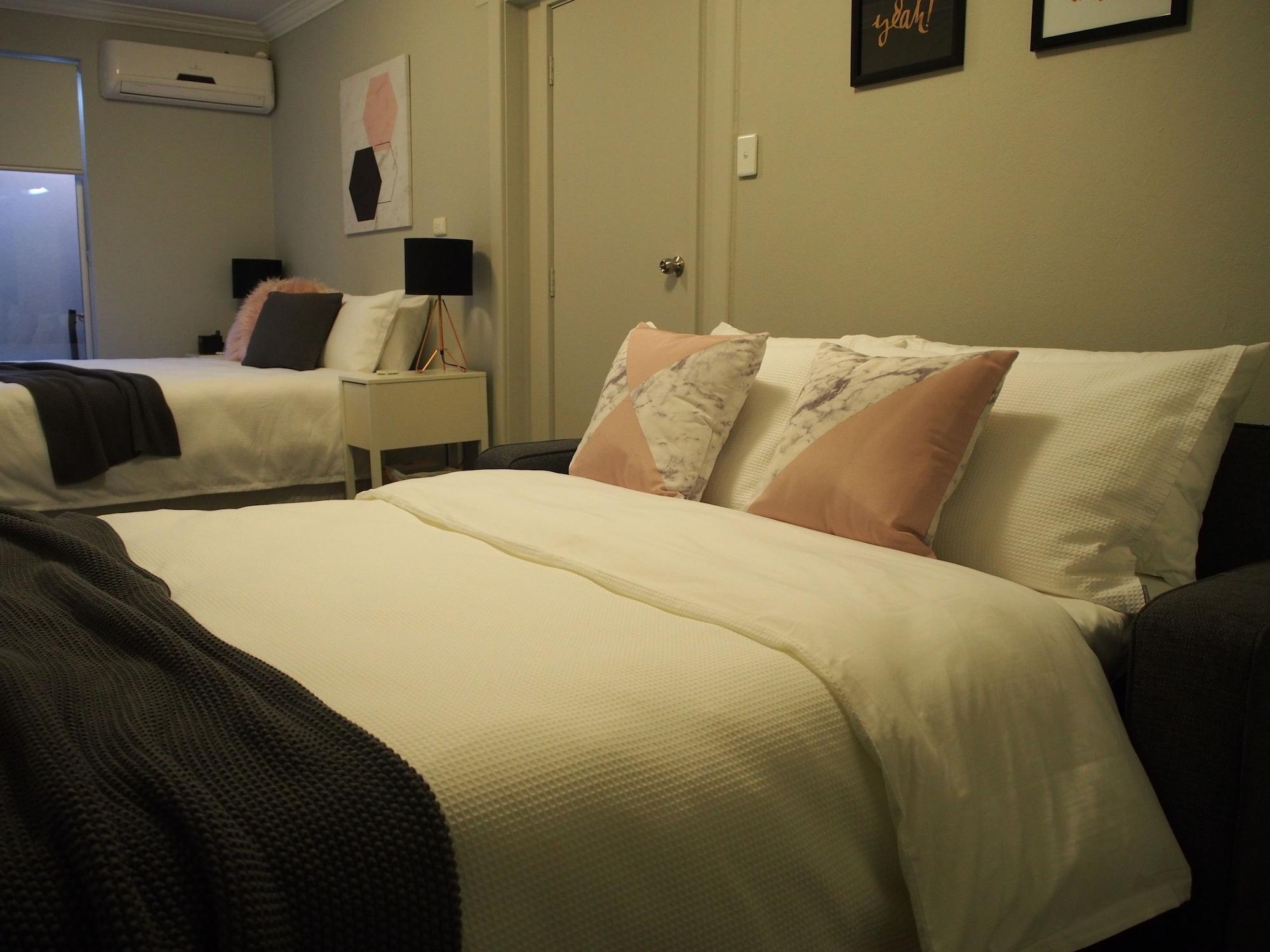 Brewer Street Hotel 3*