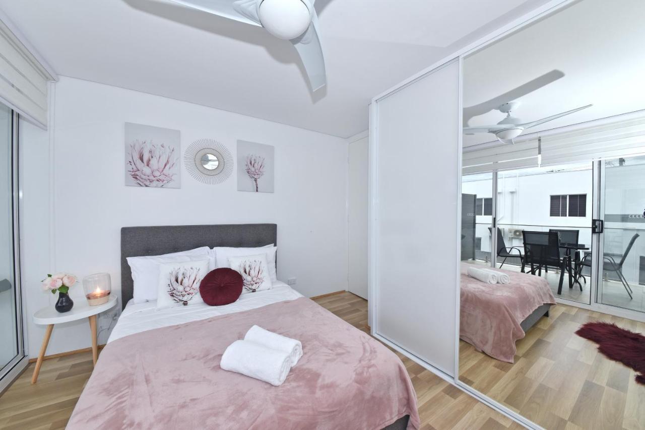 2x2 Modern Near Airport And Perth