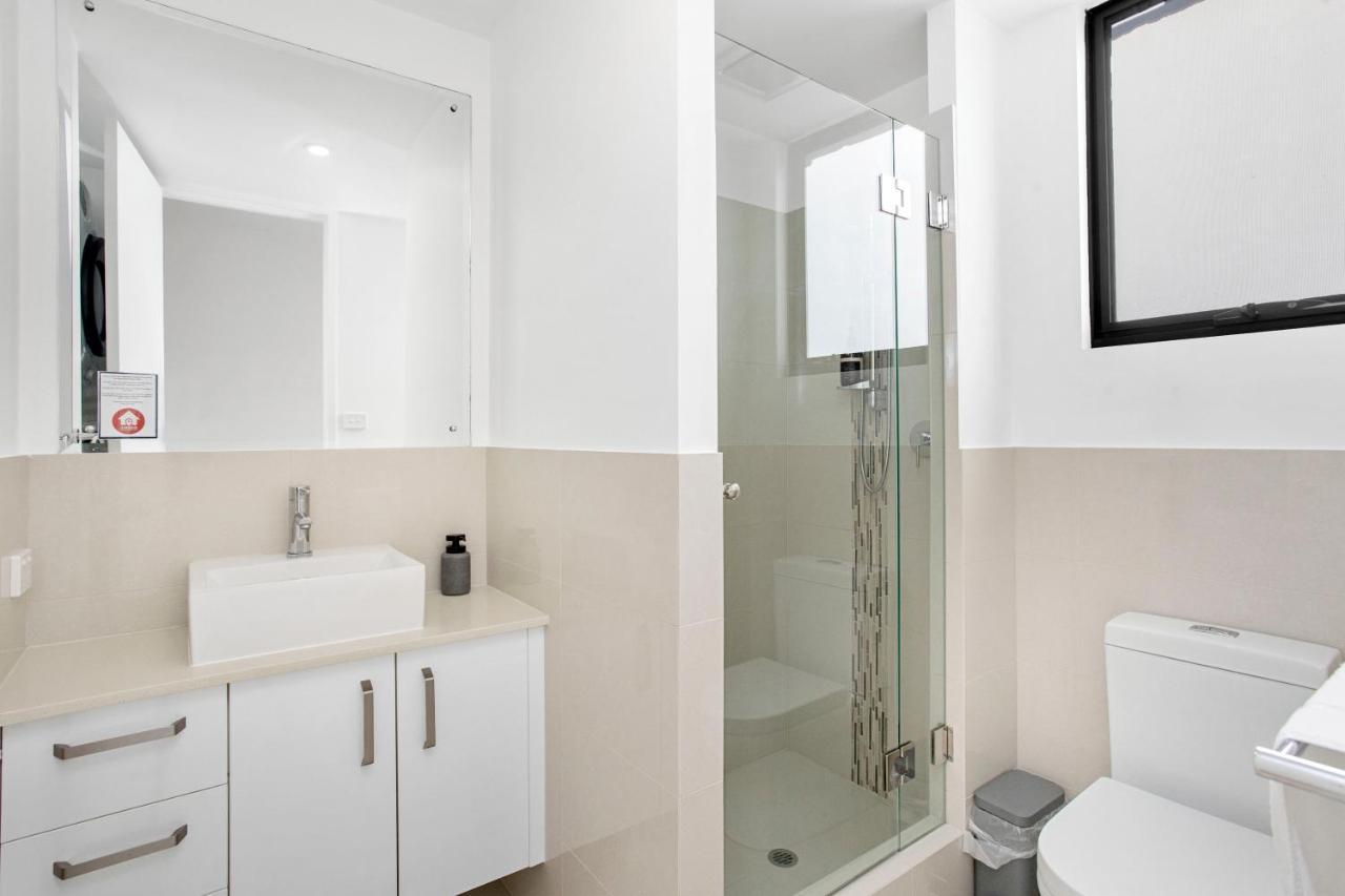 2 Welcome To Windsor 2br 2ba Pkg Apartment