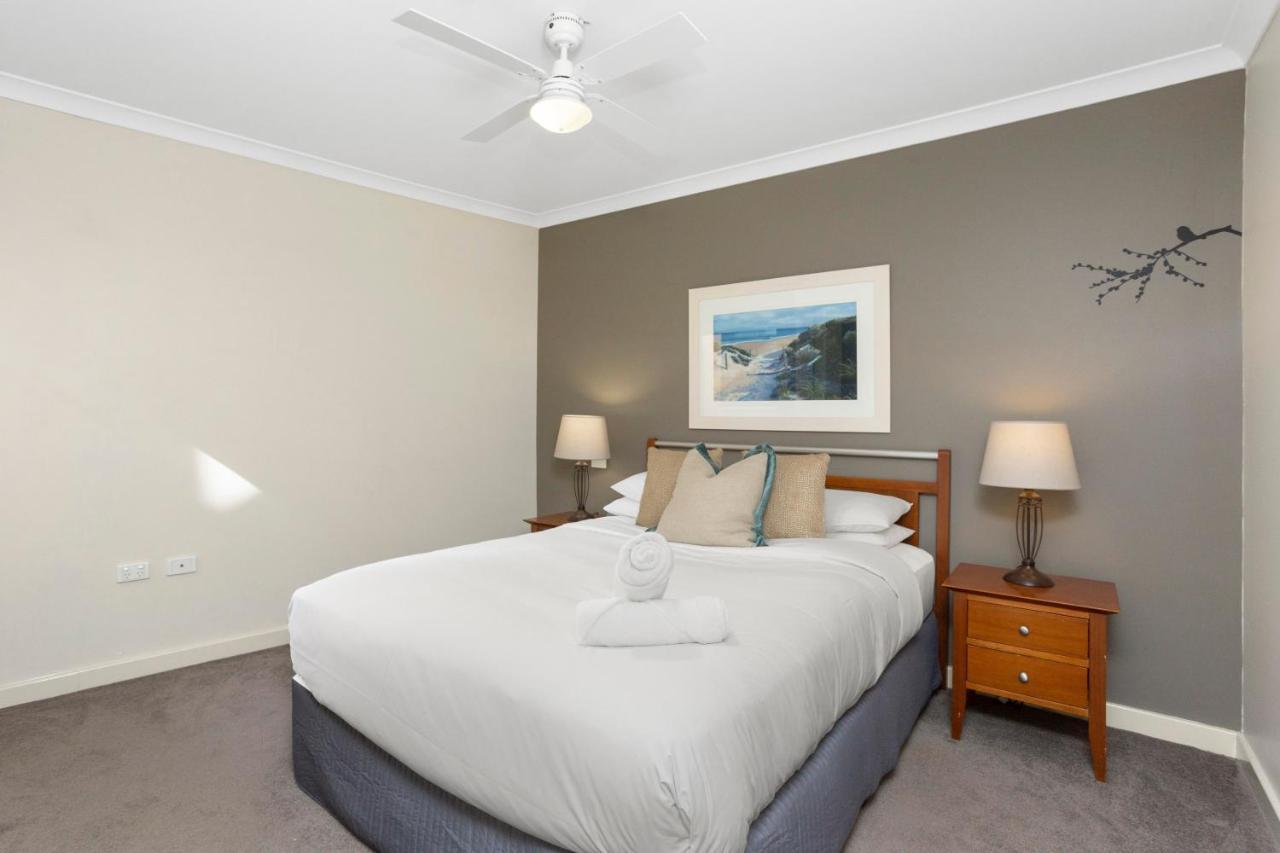 Executive 2br On Mounts Bay Road Perth