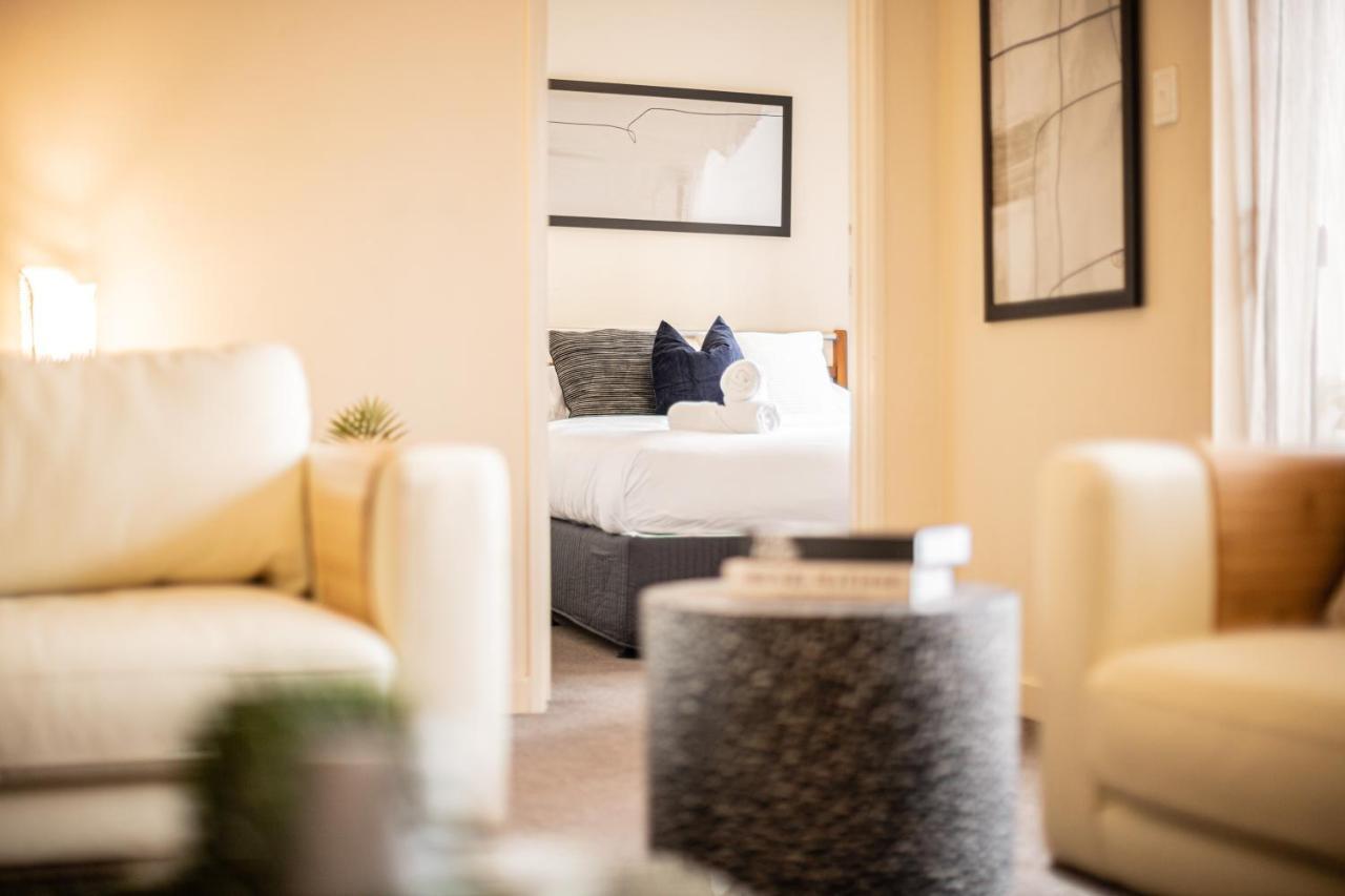 Apartment Executive 2br On Mounts Bay Road *
