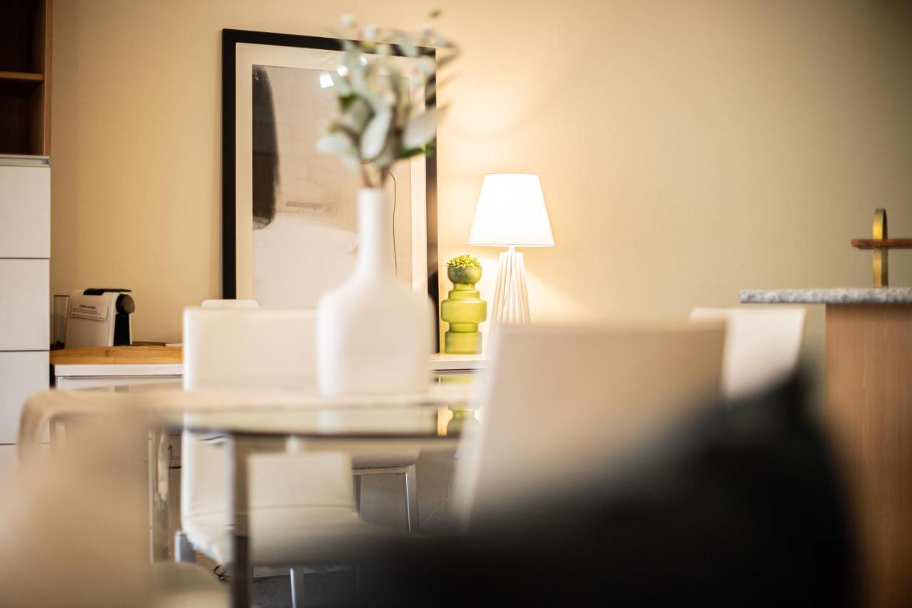 Apartment Executive 2br On Mounts Bay Road *