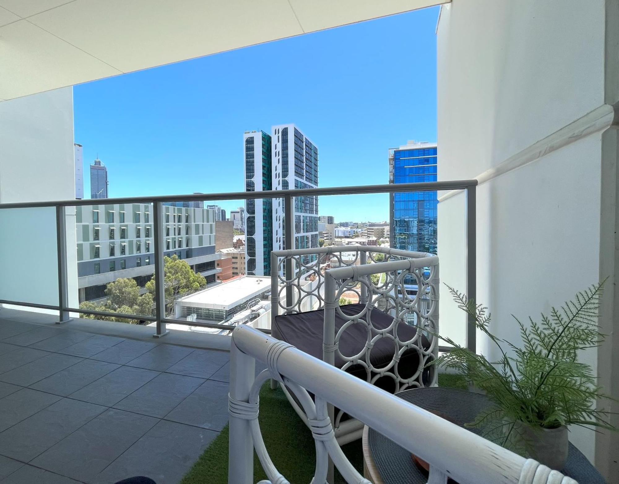 152 Rest With Views High Upparking Sleeps 2 *