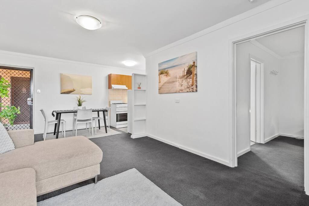 10 Burswood * Perth