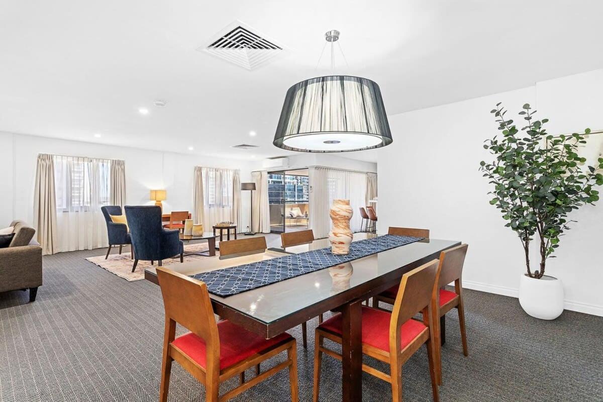 Large Luxe Penthouse Fully Equipped Cbd Perth