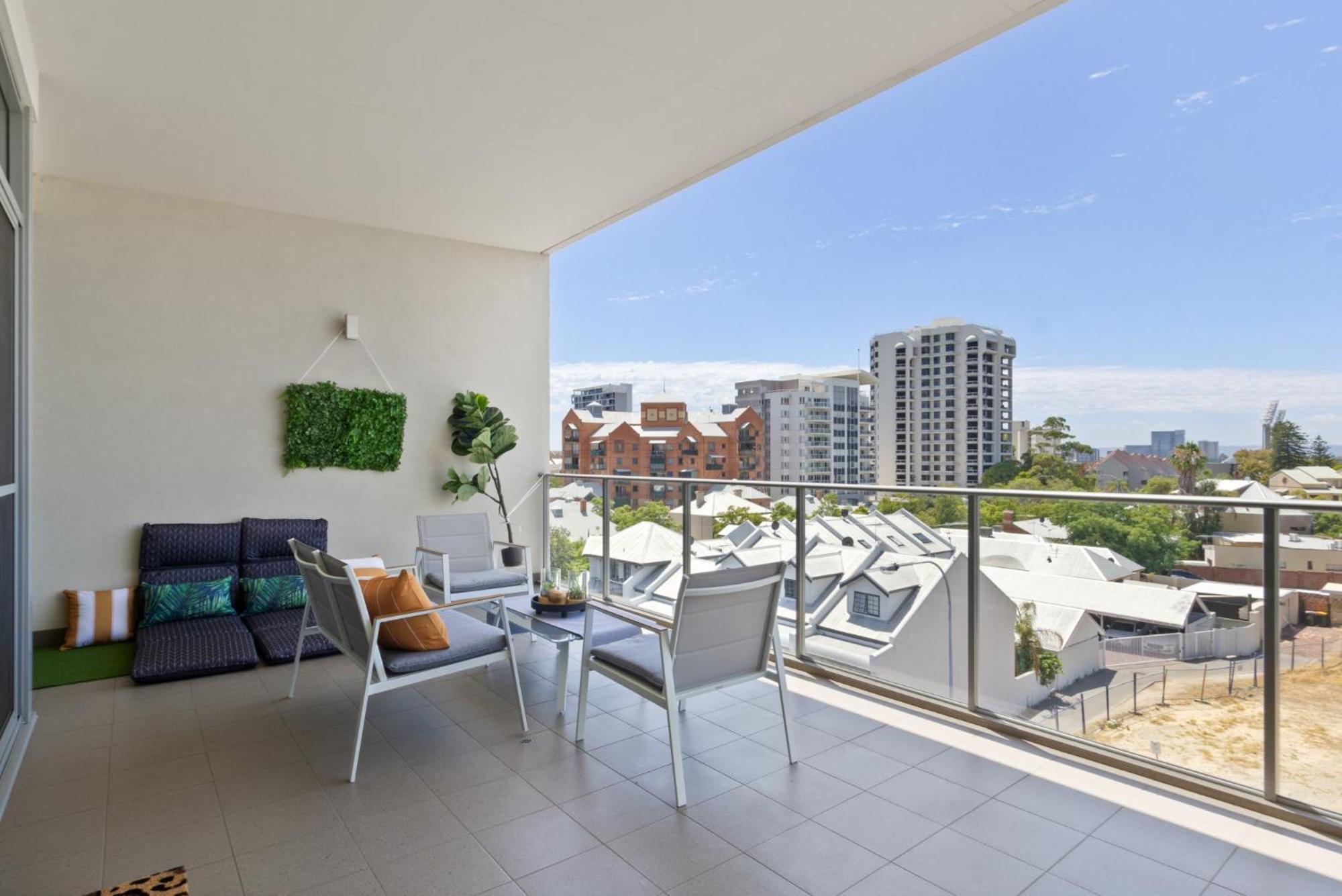 2bdrm Skyline Views - Prime For River, Waca, Optus Stadium Apartment Perth