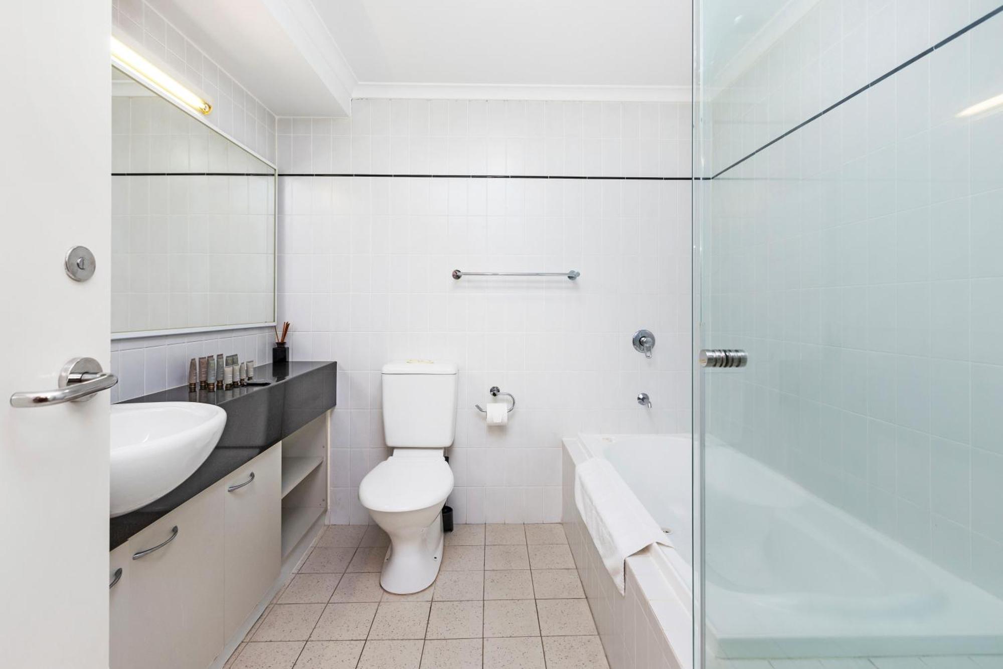 Apartment Executive Apartment, Parking, Pool In