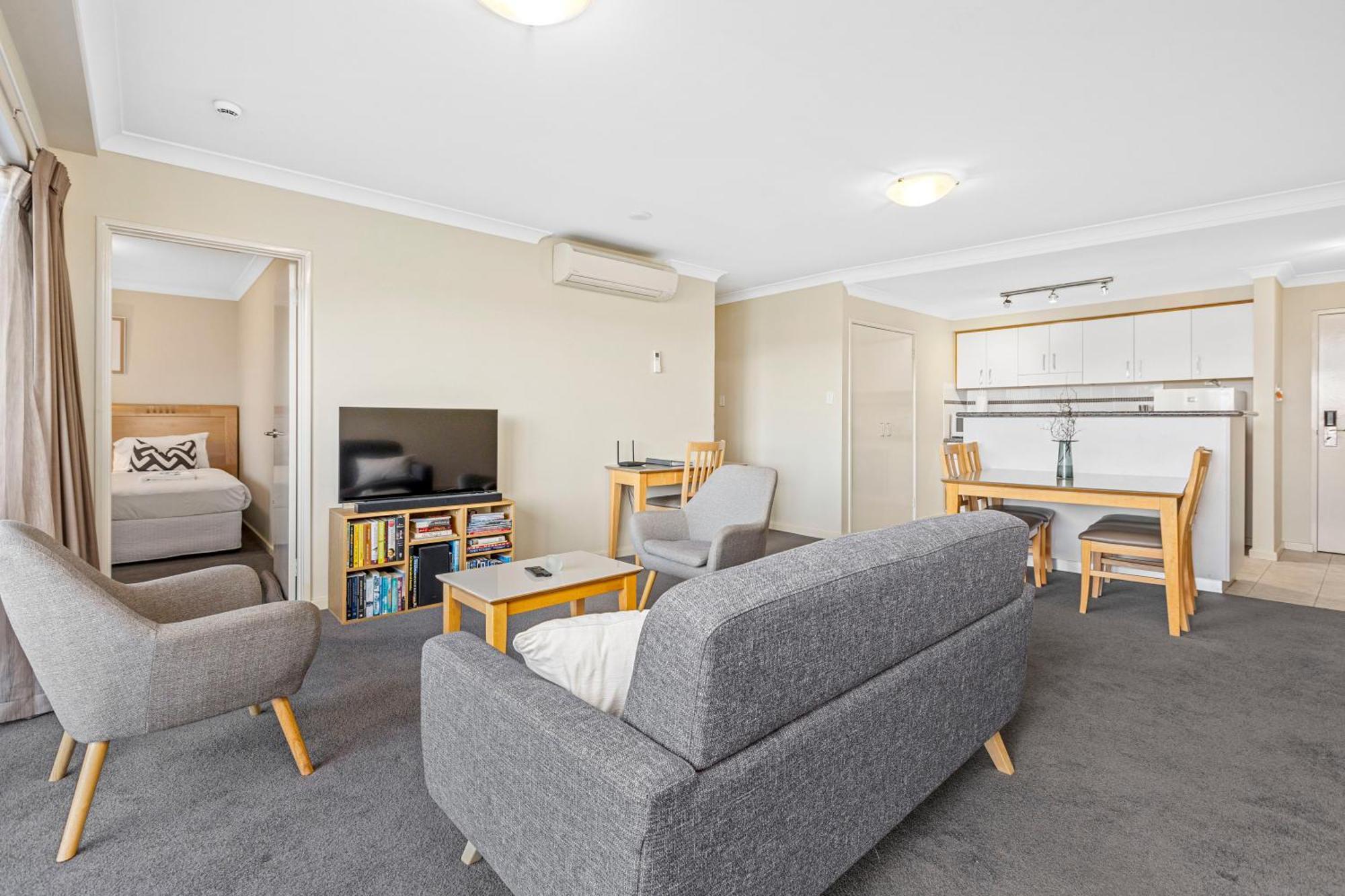 Executive Apartment, Parking, Pool In Perth
