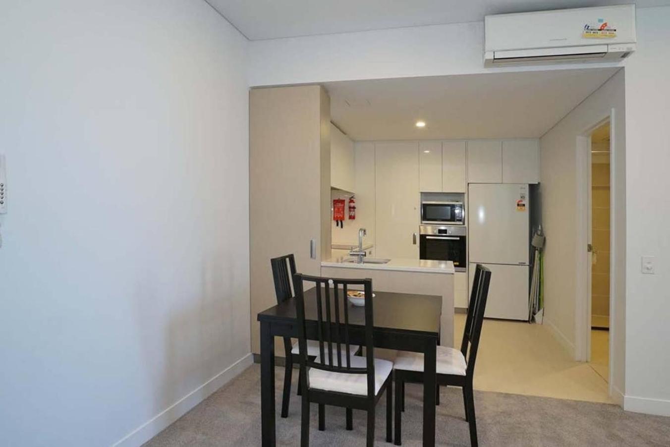 79 Close To Optus & Crown Rivervale Sleeps 2