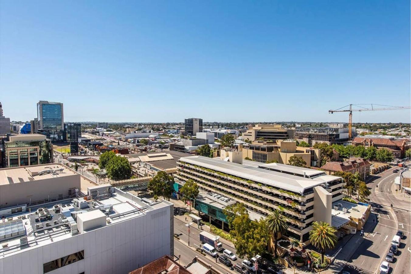 Barrack Street Pad 2br 2 Bth *