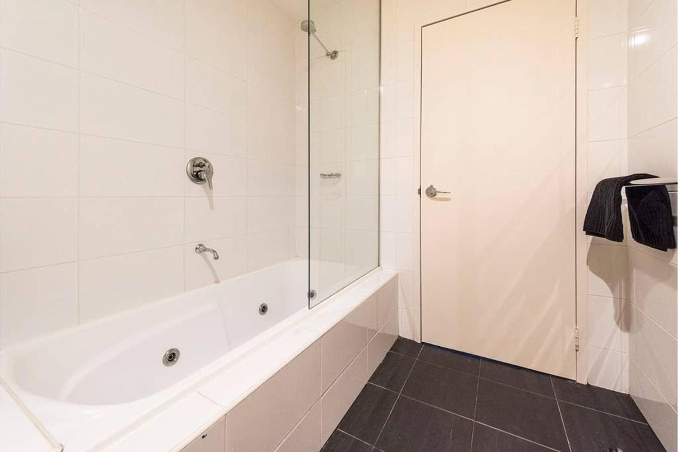 Barrack Street Pad 2br 2 Bth * Perth