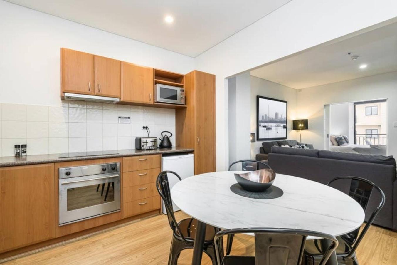 504 - Cbd Huge 1br 1ba Beauty Apartment Perth