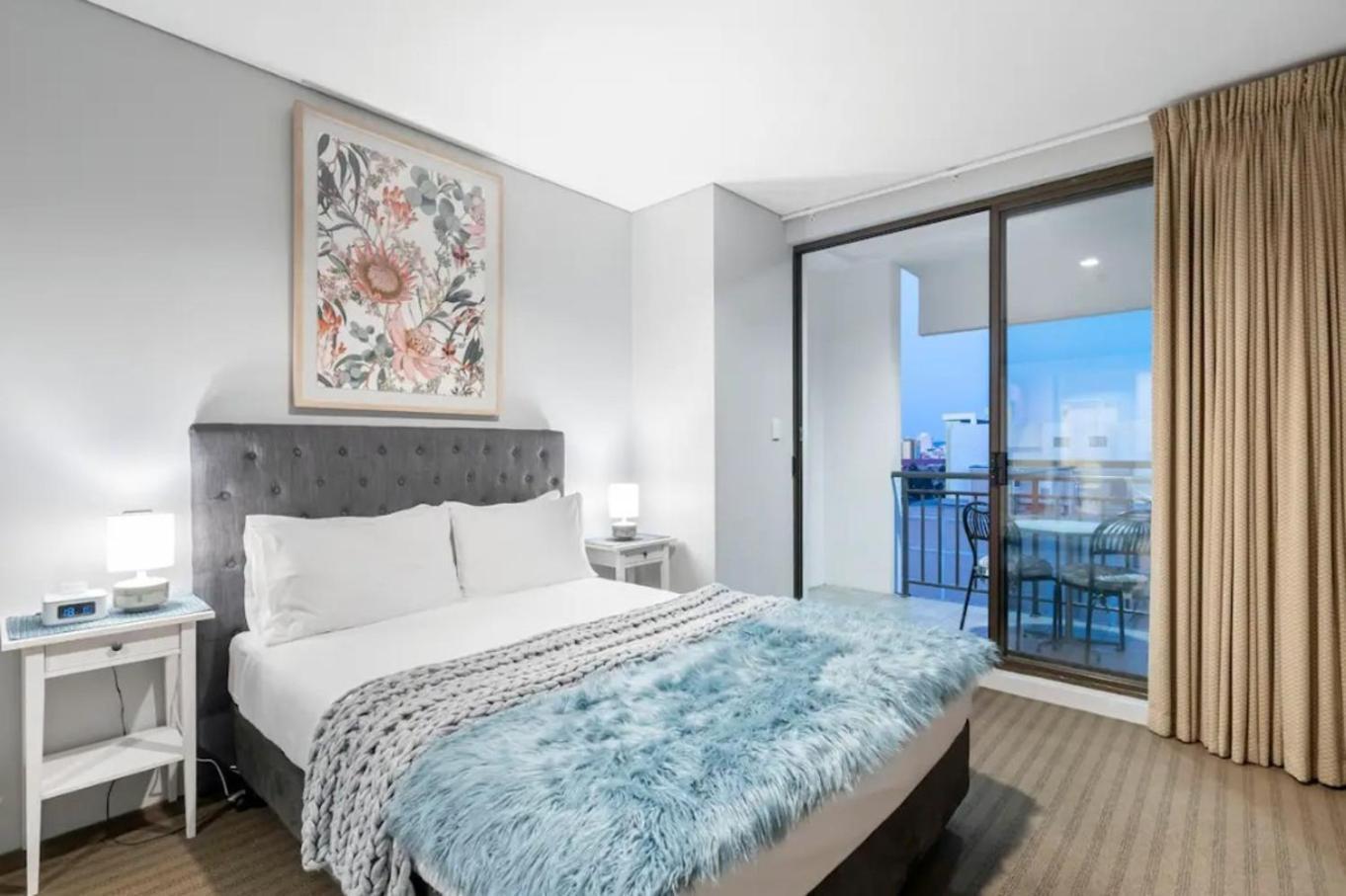 708 Enchanting Urbanoasis 1brbalconycbd Perth