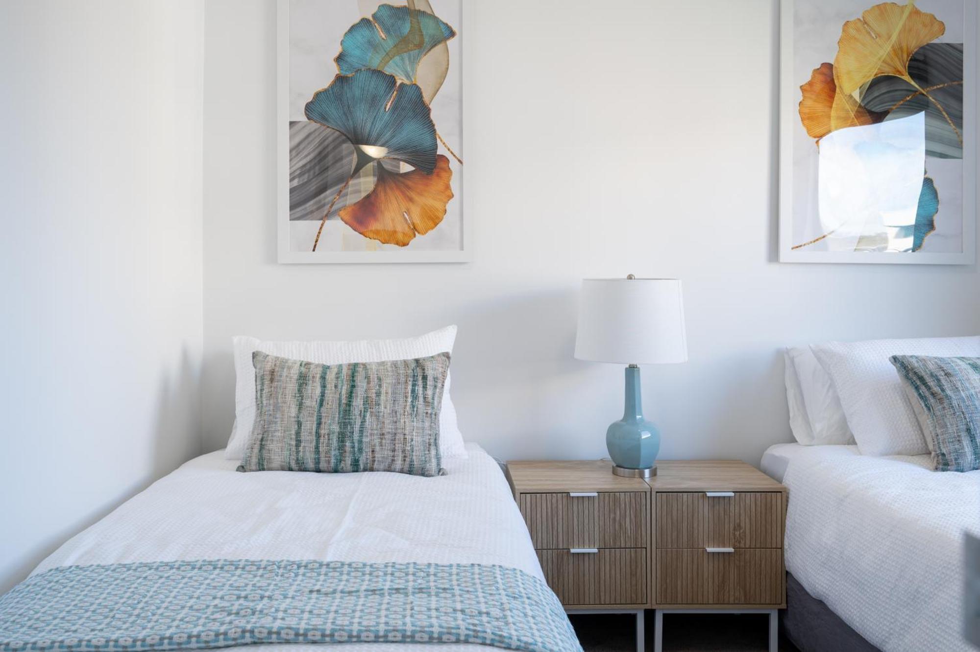 Apartment Mounts Bay Stay 2 Bedroom Apt - Near Kings Park - Free Parking