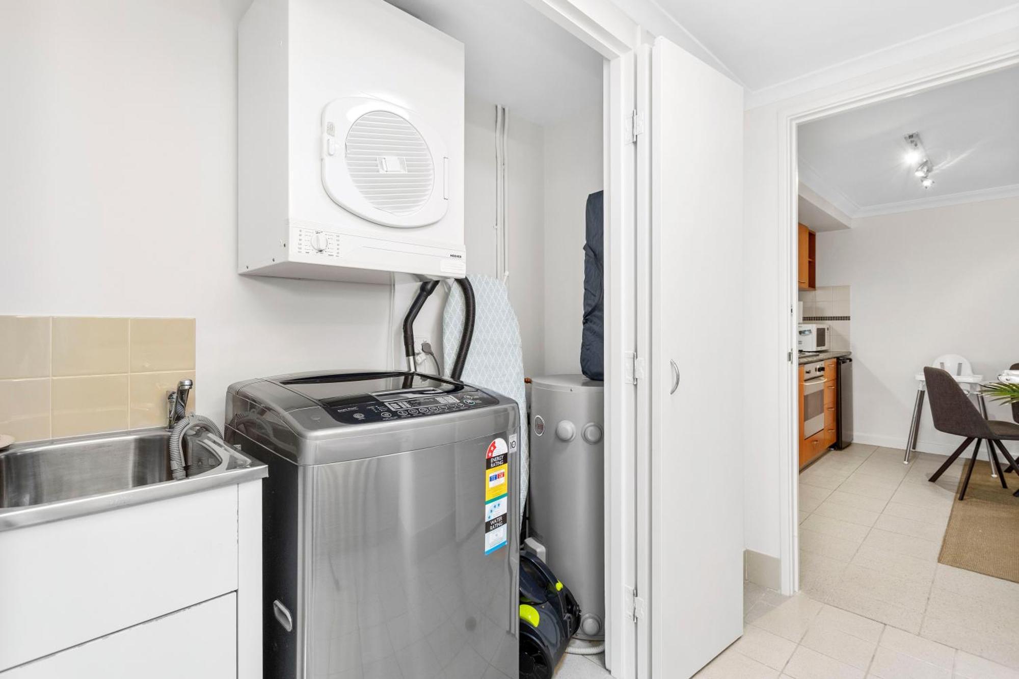 Apartment 610 Chic Living Perth