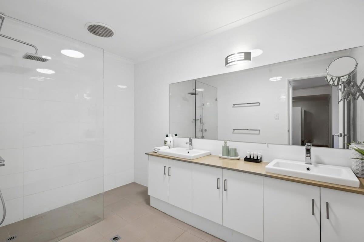 Prime Located 2bdr 1prk * Perth