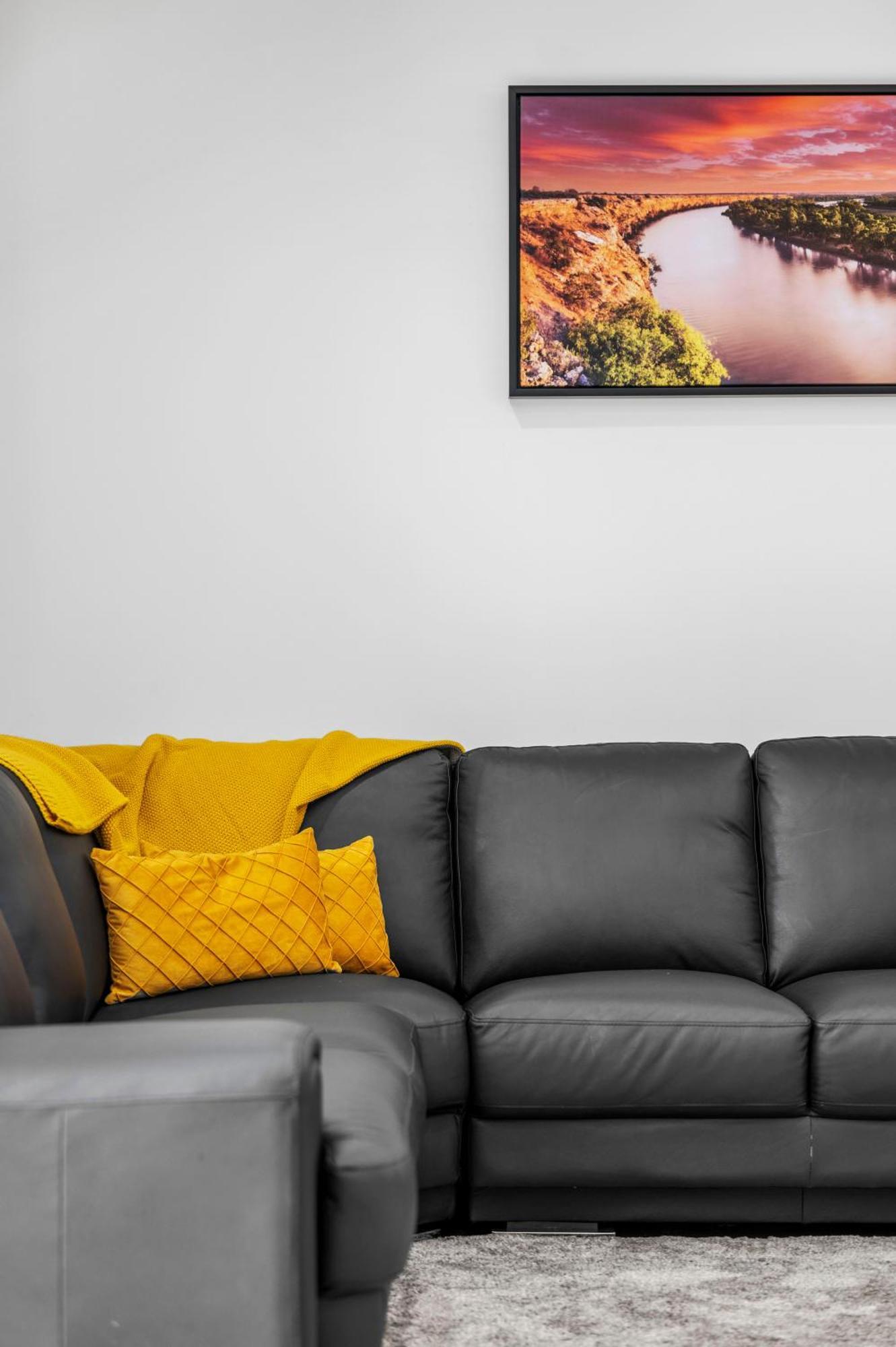 10 Majestic Maylands 4brwalk To River! Holiday home Perth