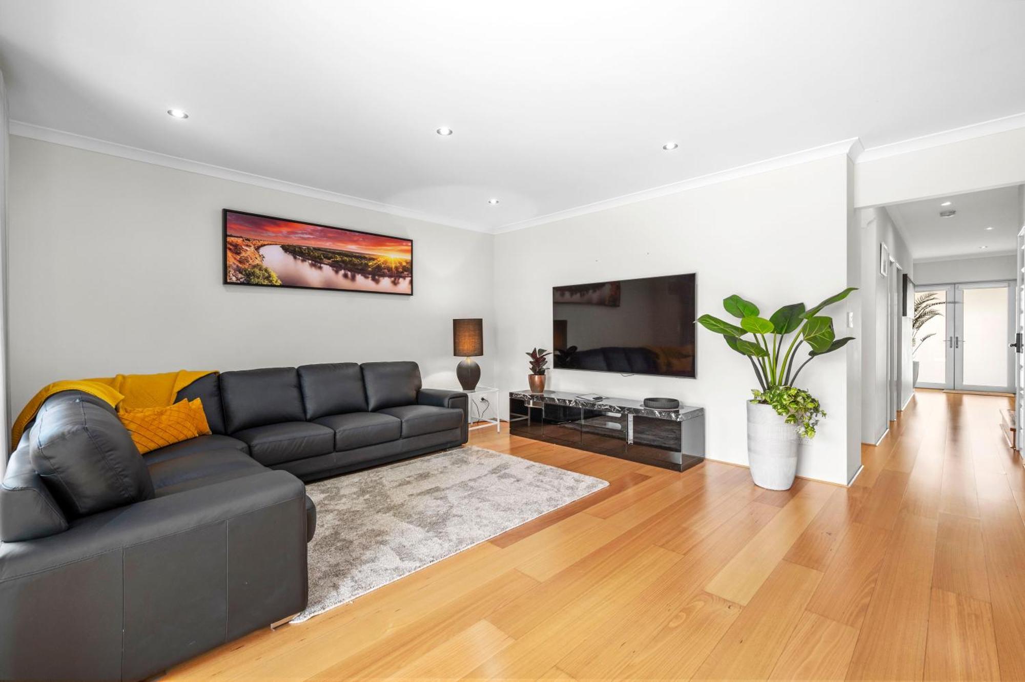 10 Majestic Maylands 4brwalk To River! Perth