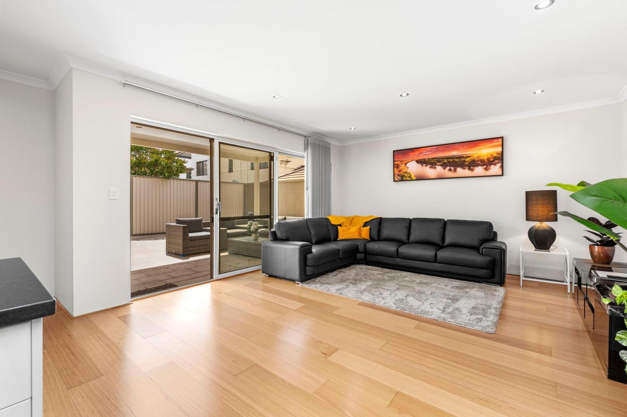 10 Majestic Maylands 4brwalk To River! Perth