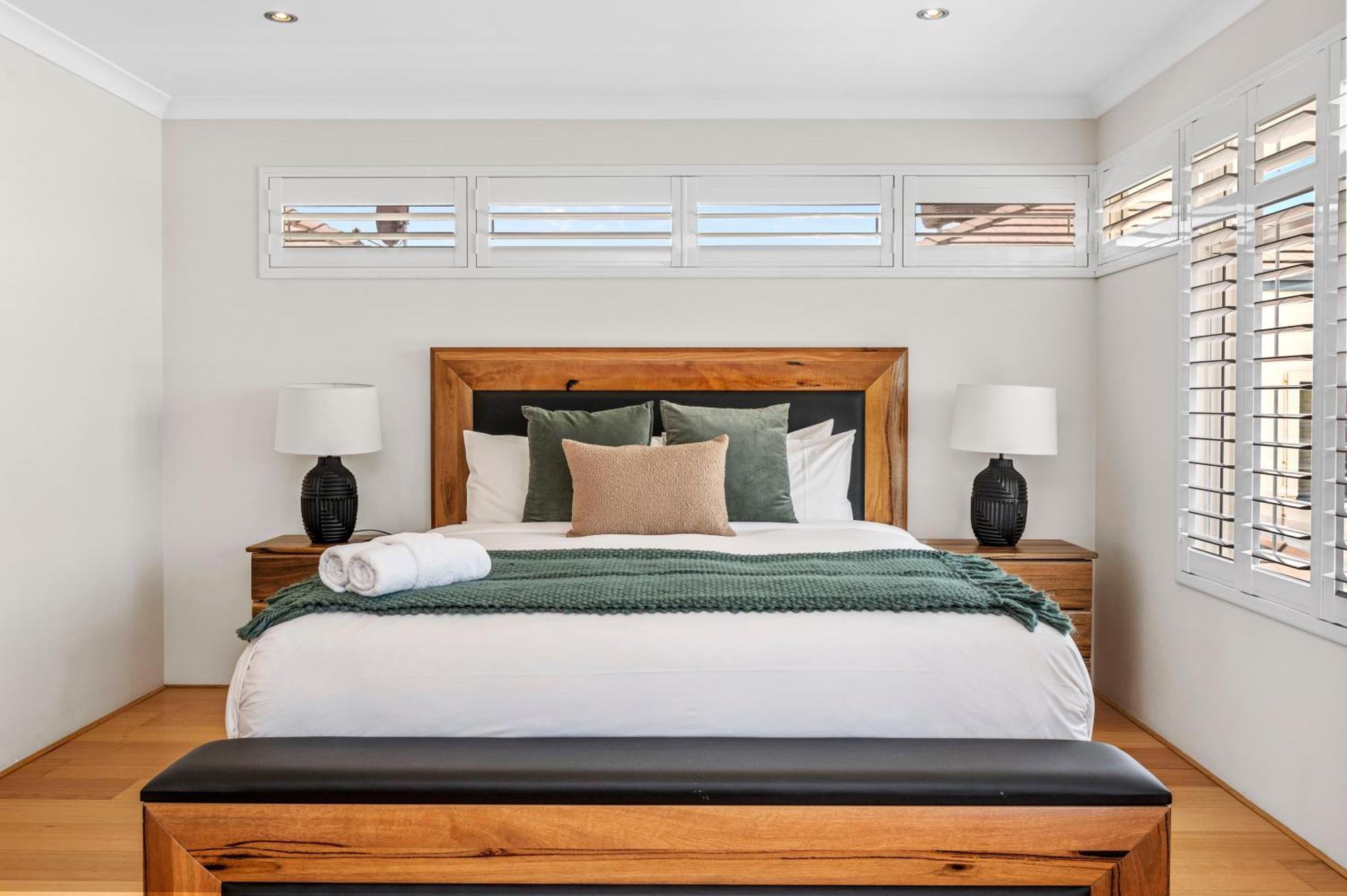 10 Majestic Maylands 4brwalk To River! Perth