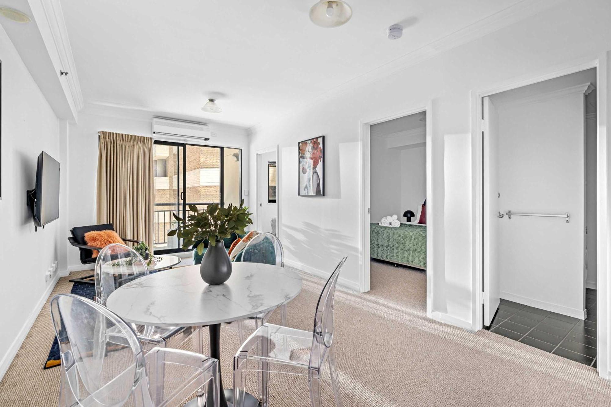 Apartment Chic