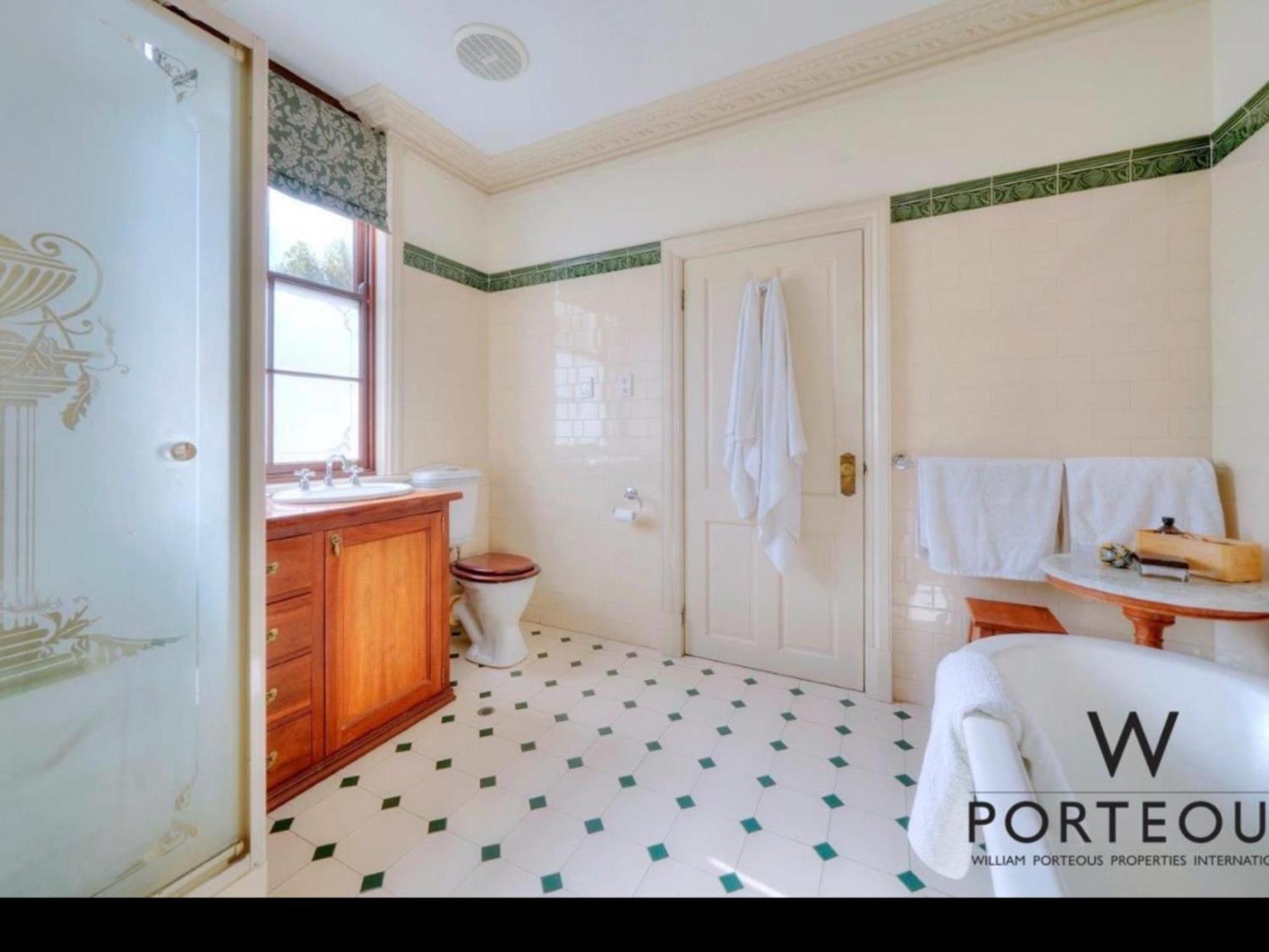 Modern Heart Living With View And Free Parking *