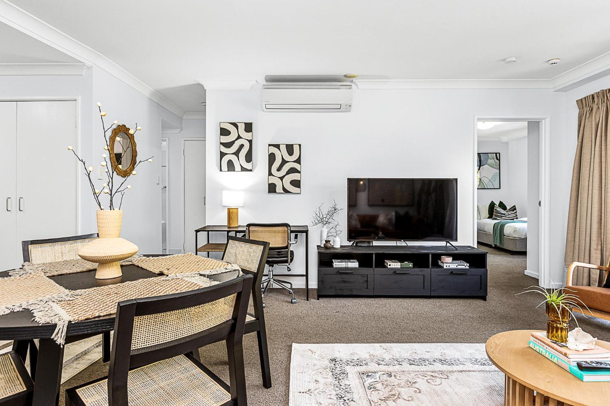 Apartment Luxe Modern Retreat Designer In Perth