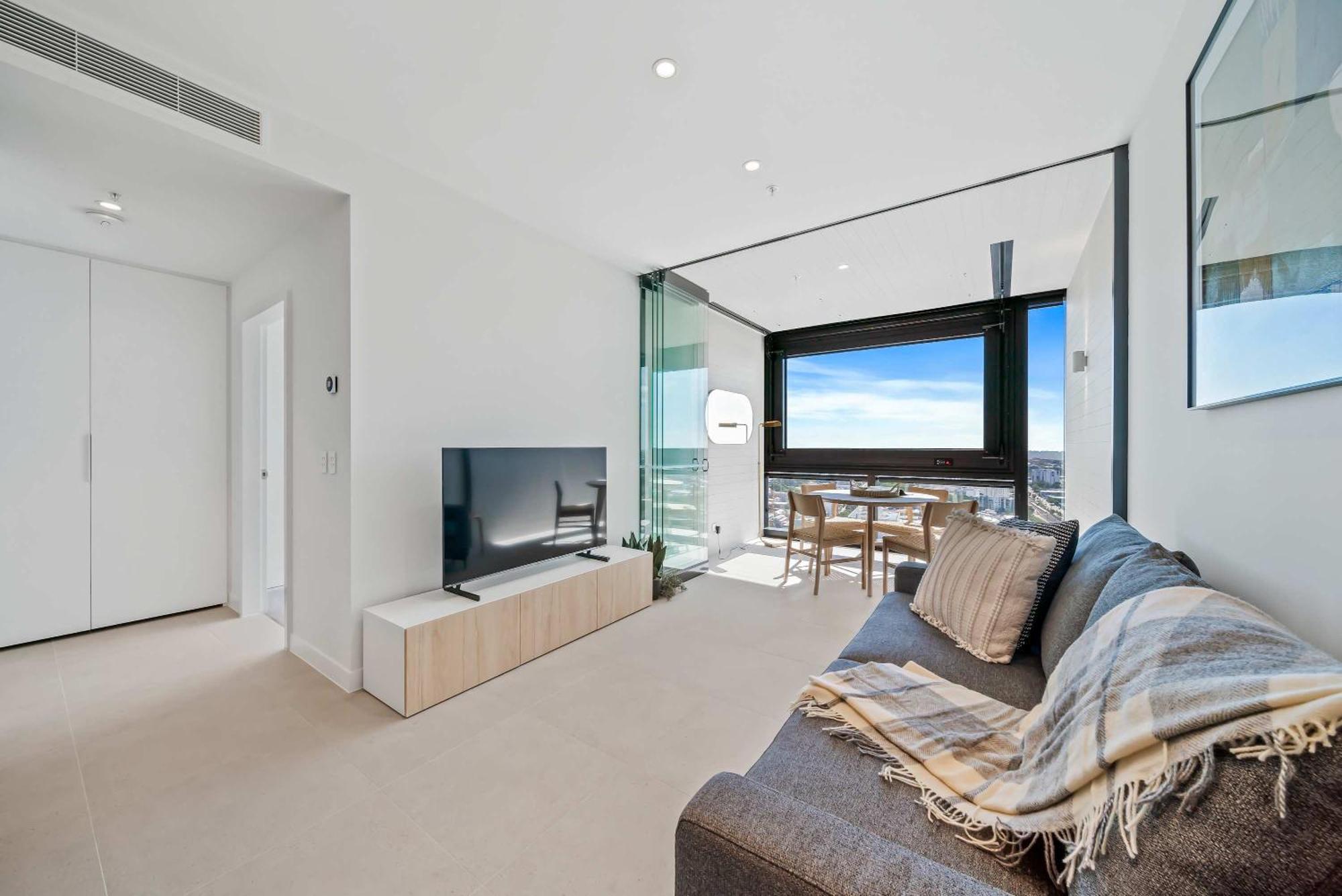 Apartment Brand New Luxurious 1 Bedroom Cbd Perth