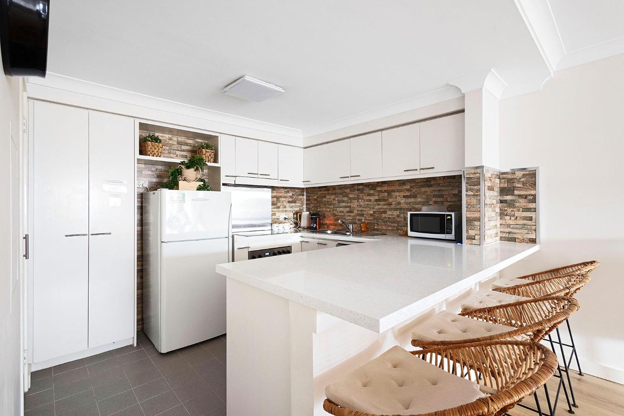 2 Paradise Pool Parking Huge 1br Cbd