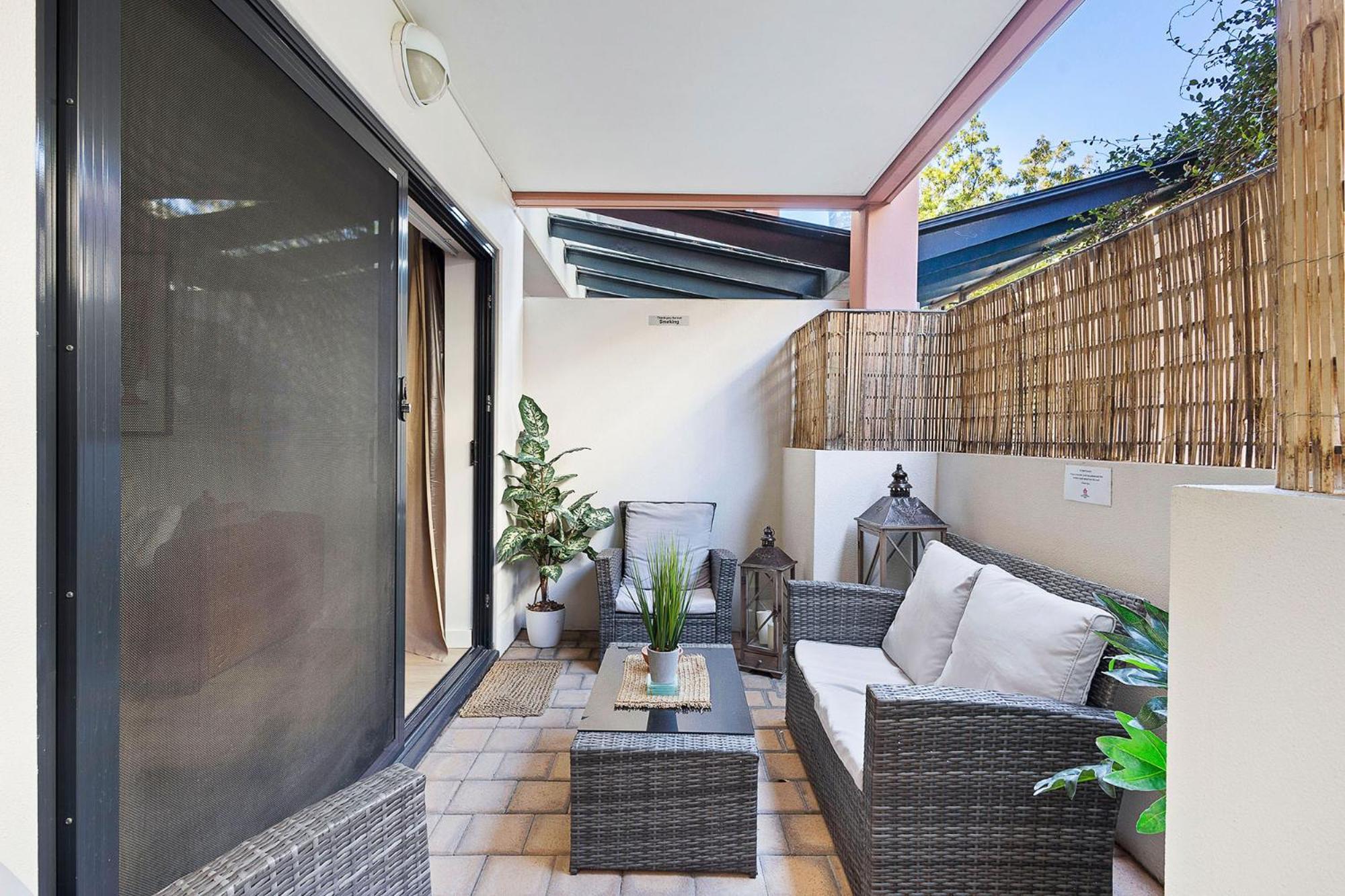 2 Paradise Pool Parking Huge 1br Cbd Apartment *