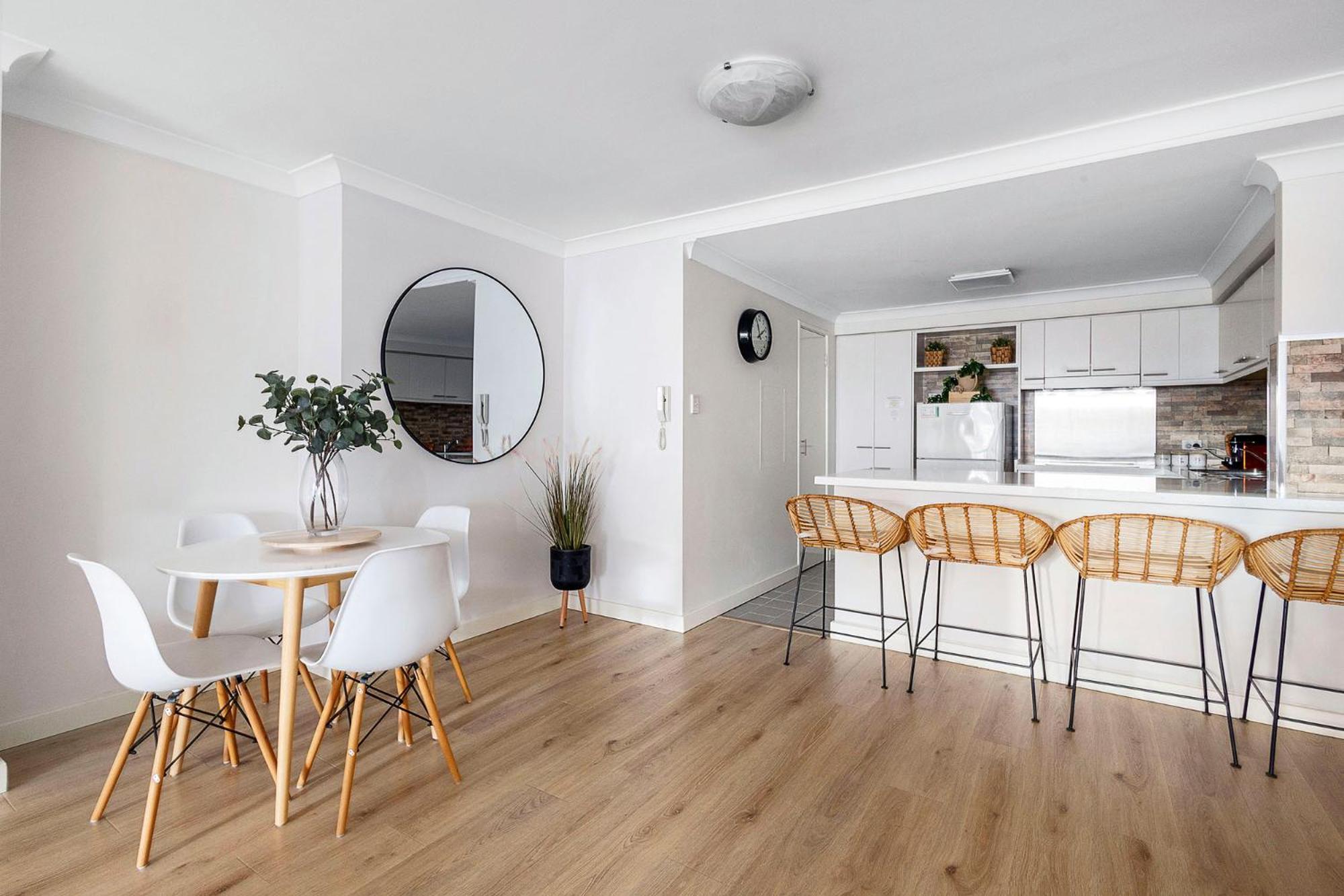 Apartment 2 Paradise Pool Parking Huge 1br Cbd Perth
