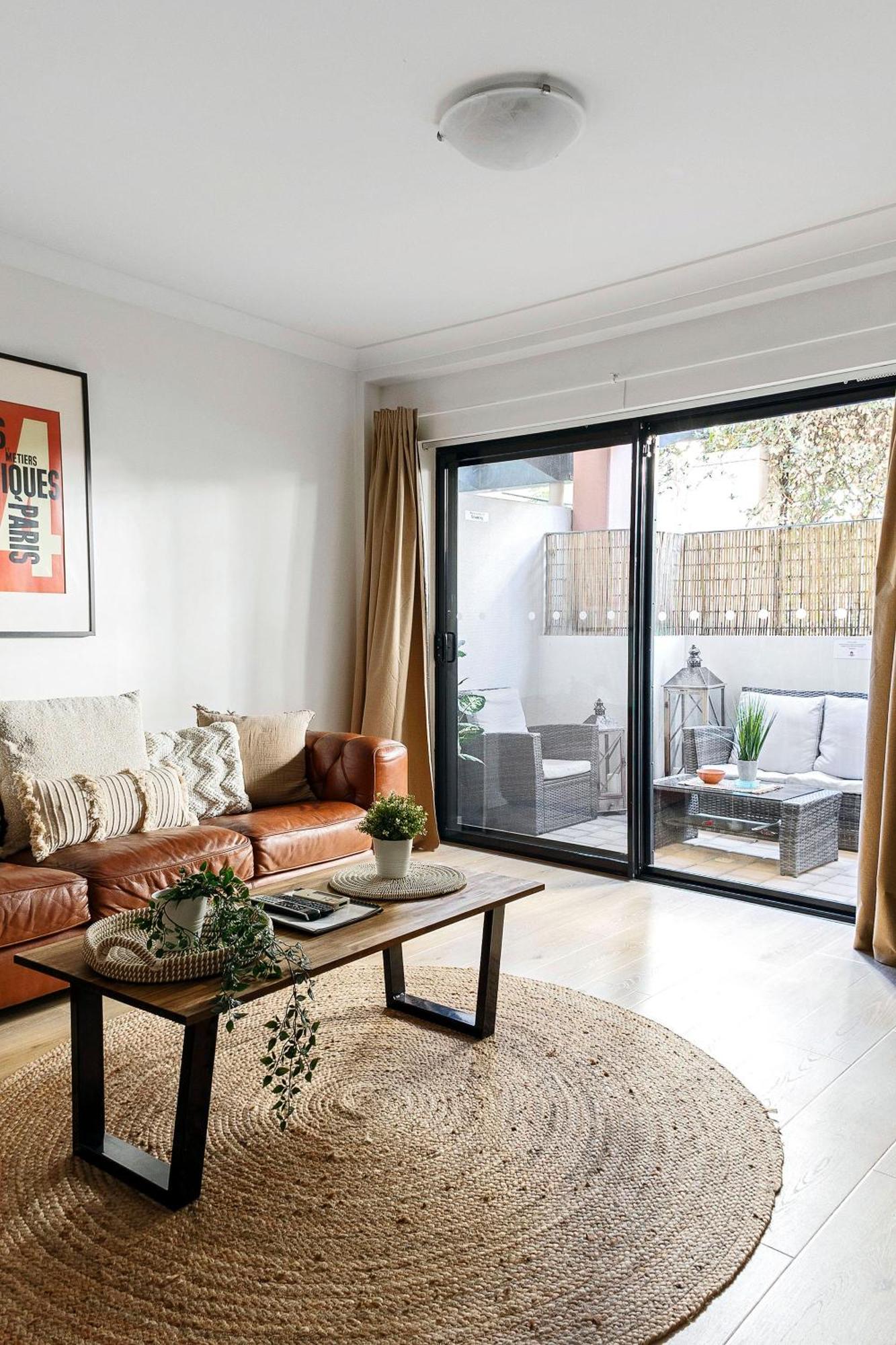 2 Paradise Pool Parking Huge 1br Cbd Apartment *