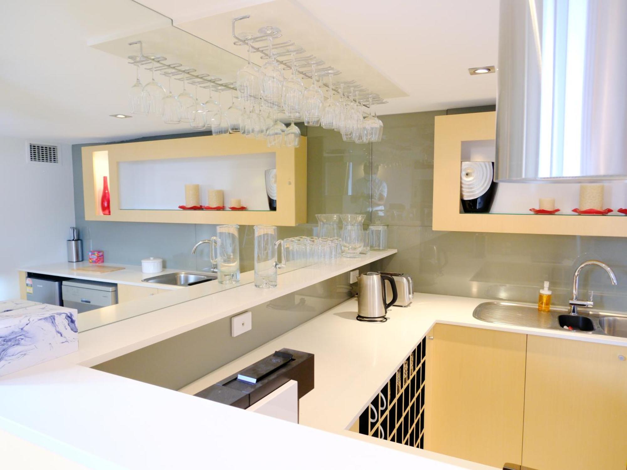 Gallery Serviced 3* Fremantle