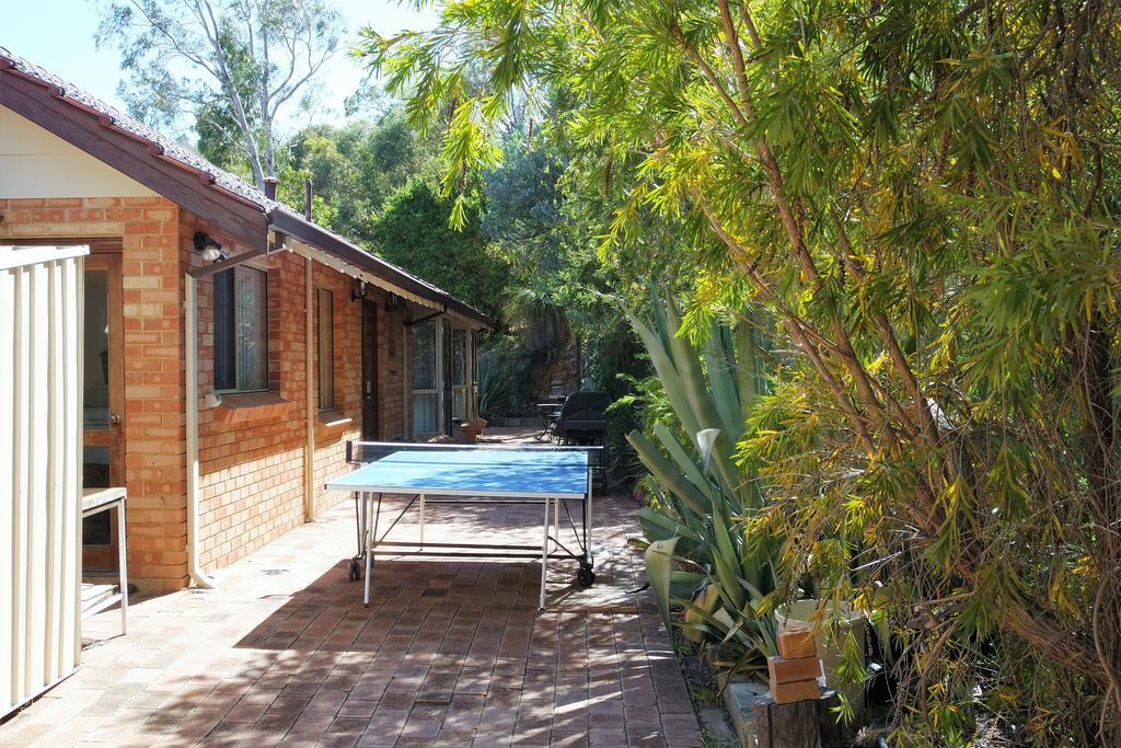 Eleebana Guest house