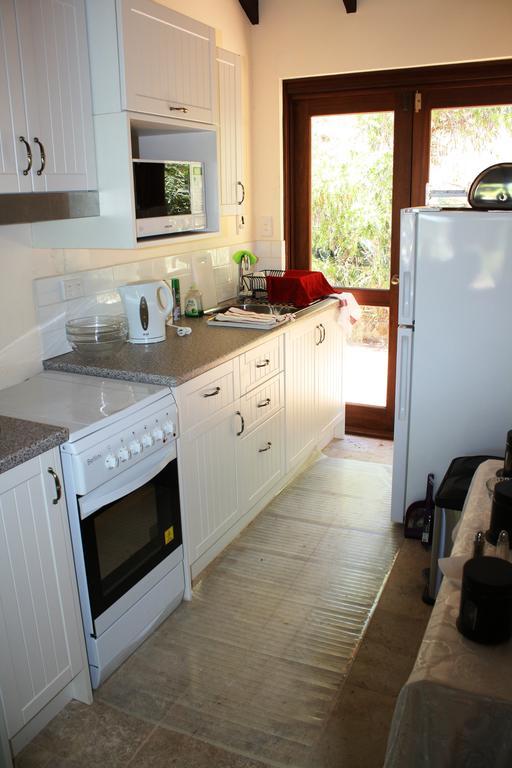 Guest house Eleebana