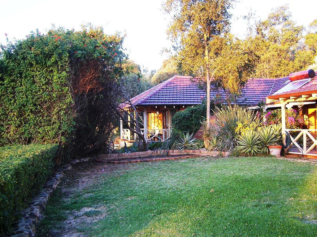 Guest house Eleebana
