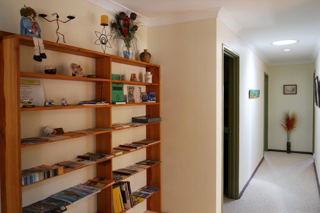 Eleebana Guest house
